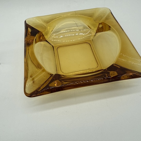 Anchor Hocking Vintage MCM Design Large 6" Amber Square Glass Ashtray - Picture 3 of 4